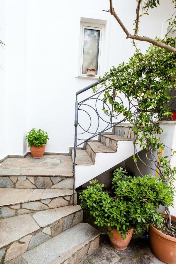 Ferienwohnung Casa Bianca Μεζονέτα Με Θέα Στη Θάλασσα Néos Marmarás Exterior foto