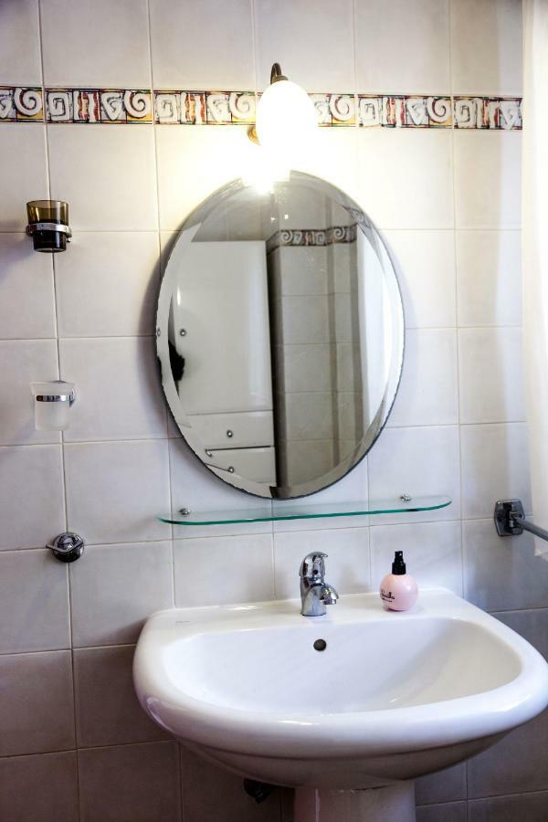 Ferienwohnung Casa Bianca Μεζονέτα Με Θέα Στη Θάλασσα Néos Marmarás Exterior foto